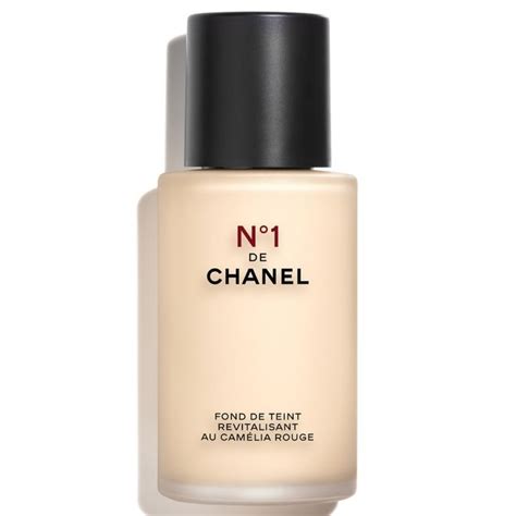 n 1 de chanel fond de teint|Chanel foundation.